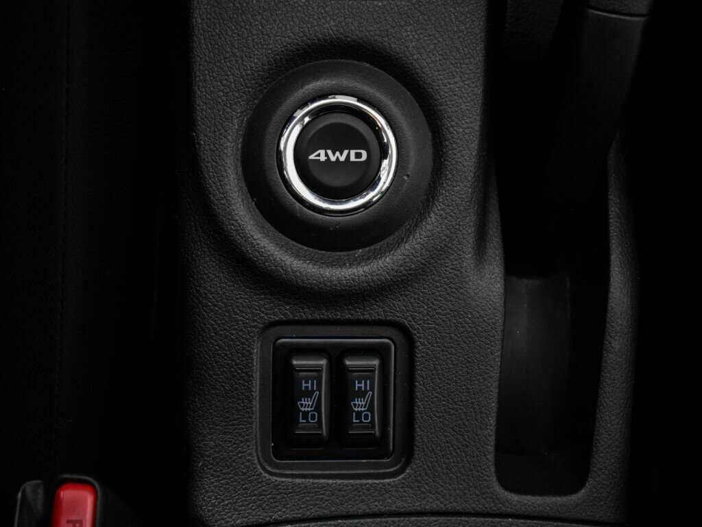 Mitsubishi Outlander с пробегом — 2014 год. Фото: #13