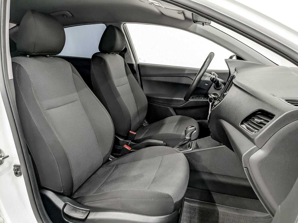 Hyundai Solaris с пробегом — 2020 год. Фото: #22