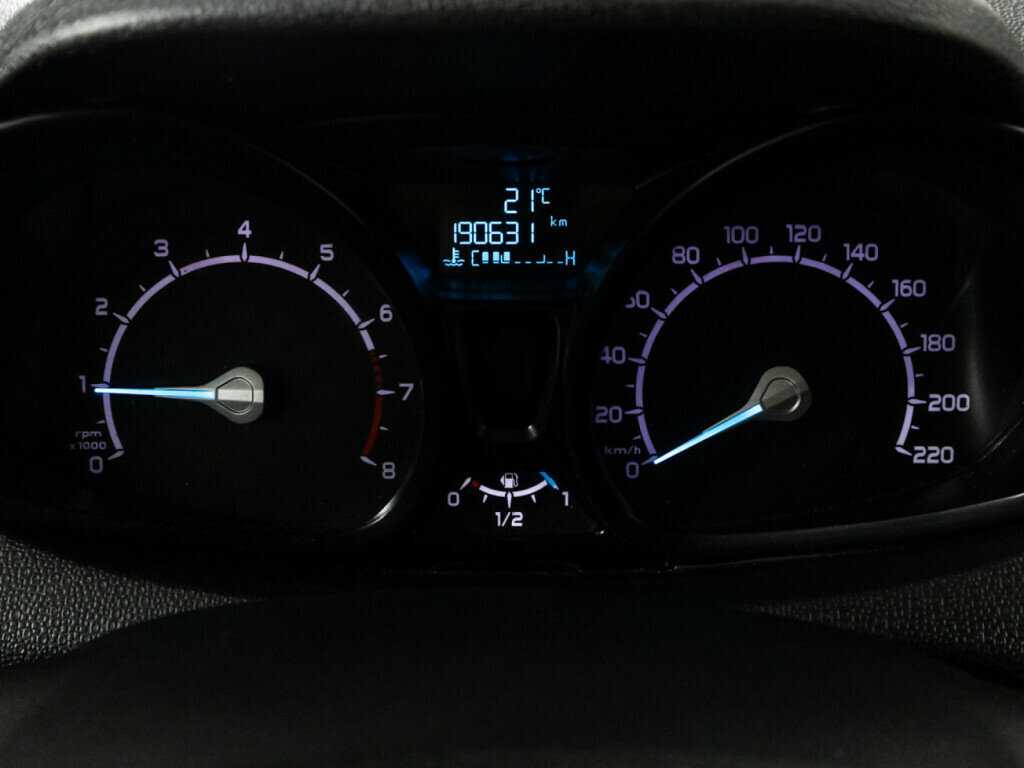 Ford EcoSport с пробегом — 2017 год. Фото: #11