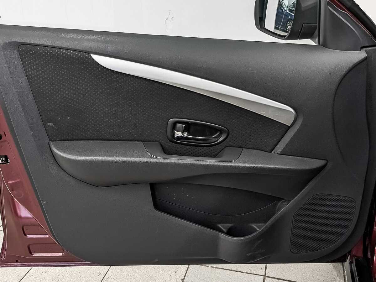 Nissan Almera с пробегом — 2014 год. Фото: #18