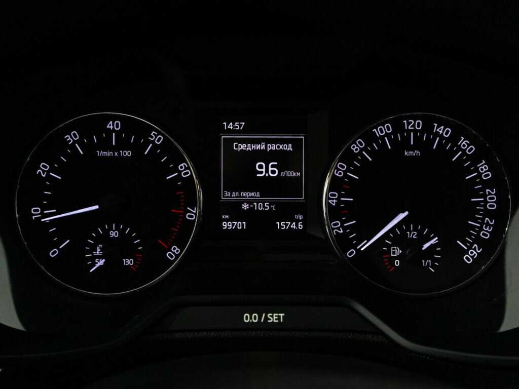 Skoda Octavia с пробегом — 2015 год. Фото: #11