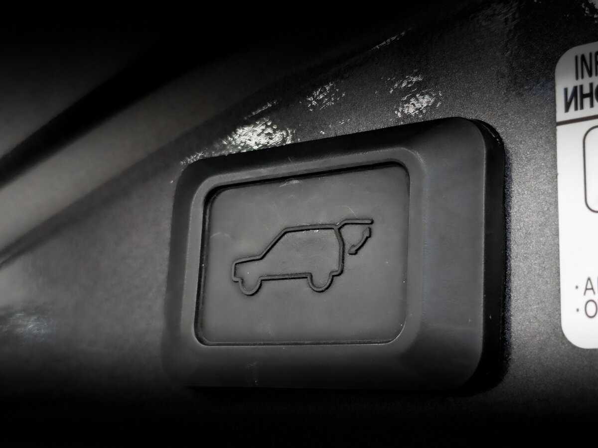 Toyota RAV4 с пробегом — 2014 год. Фото: #22