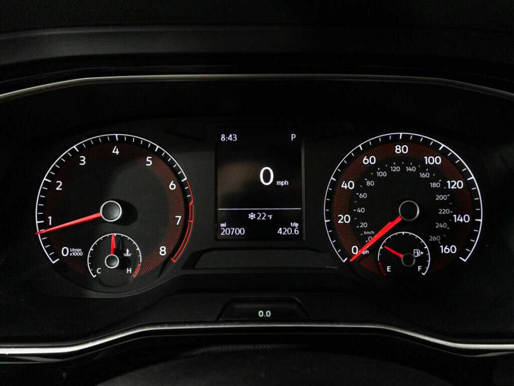 Volkswagen Jetta с пробегом — 2018 год. Фото: #11