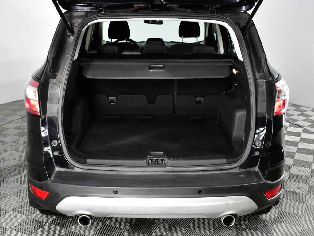 Ford Kuga с пробегом — 2017 год. Фото: #15