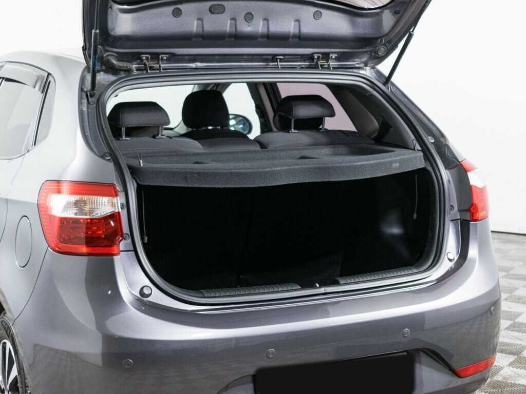 Kia Rio с пробегом — 2012 год. Фото: #6