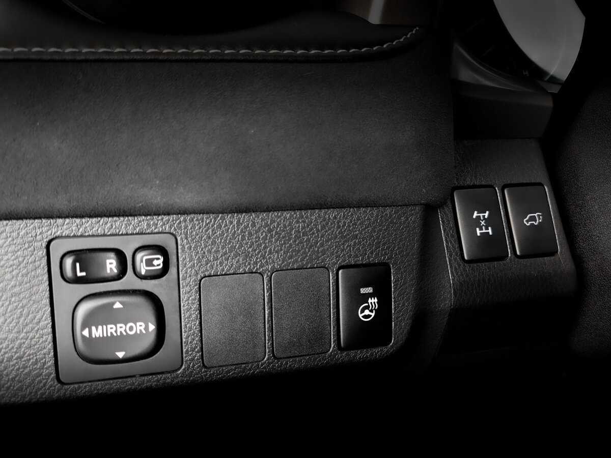 Toyota RAV4 с пробегом — 2017 год. Фото: #25