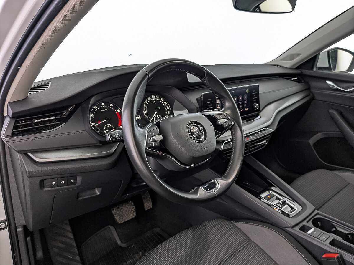 Skoda Octavia с пробегом — 2021 год. Фото: #14