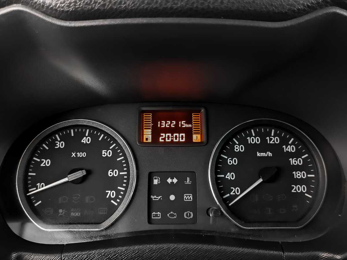 Nissan Terrano с пробегом — 2015 год. Фото: #13