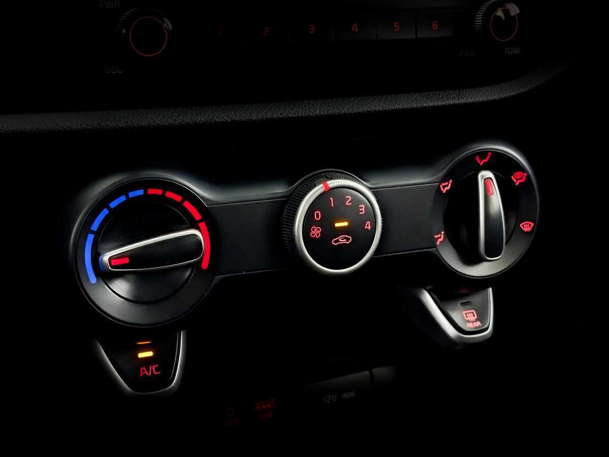 Kia Rio с пробегом — 2019 год. Фото: #24