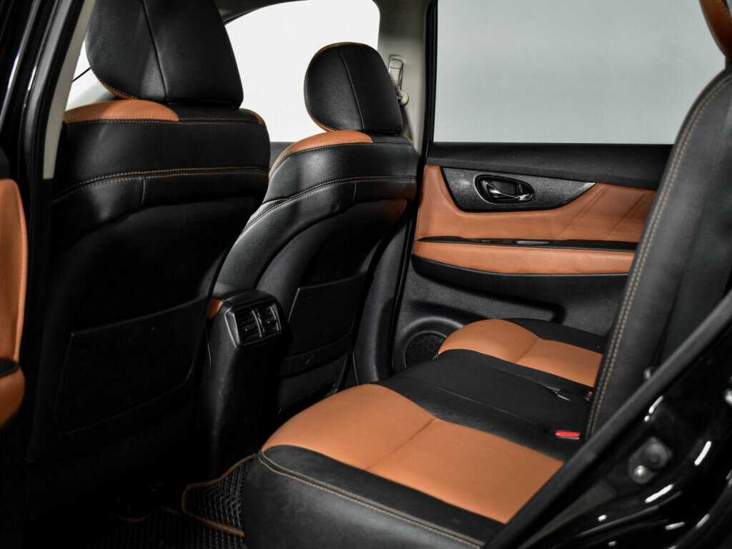 Nissan X-Trail с пробегом — 2015 год. Фото: #14