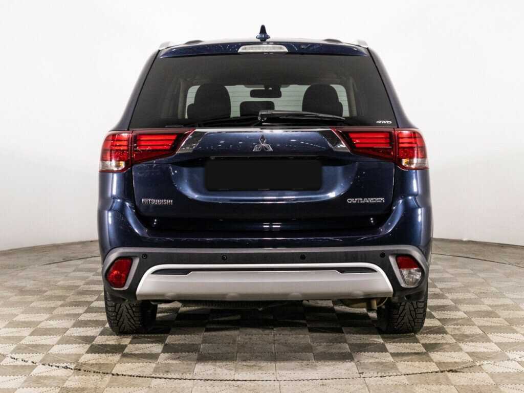 Mitsubishi Outlander с пробегом — 2018 год. Фото: #5