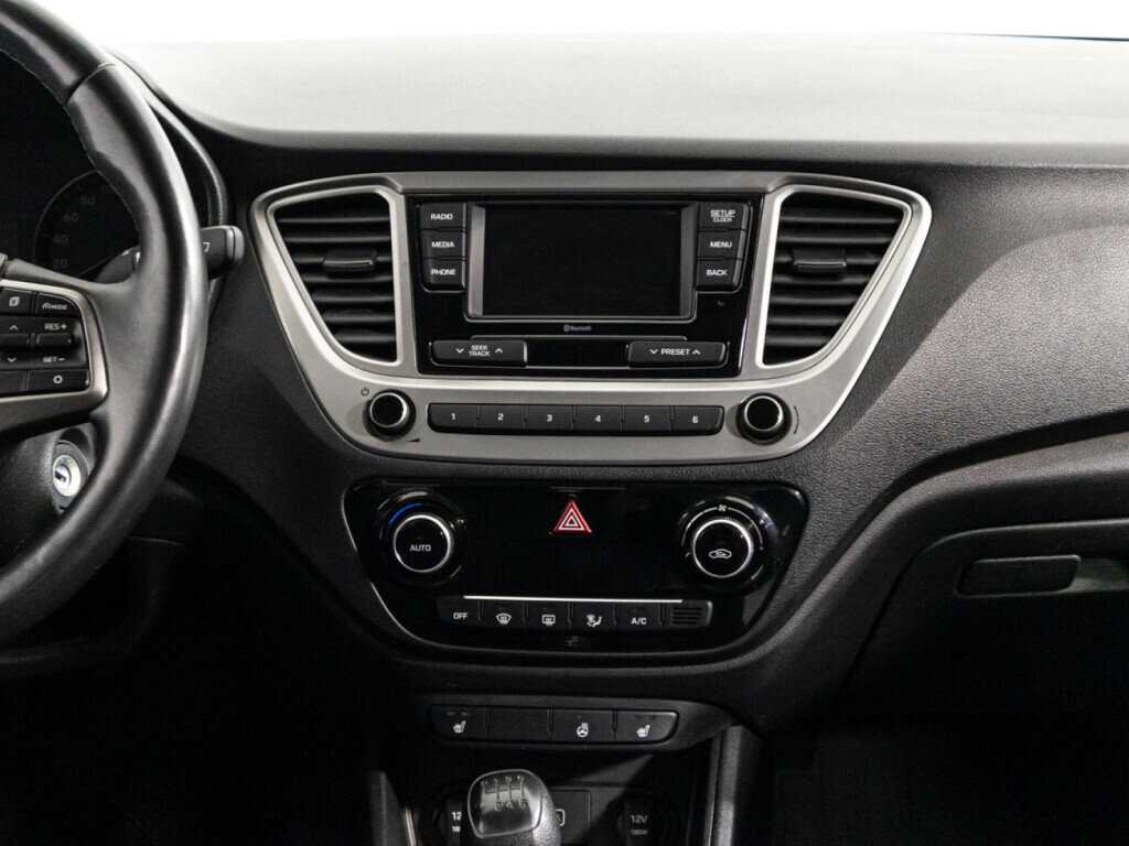 Hyundai Solaris с пробегом — 2019 год. Фото: #13