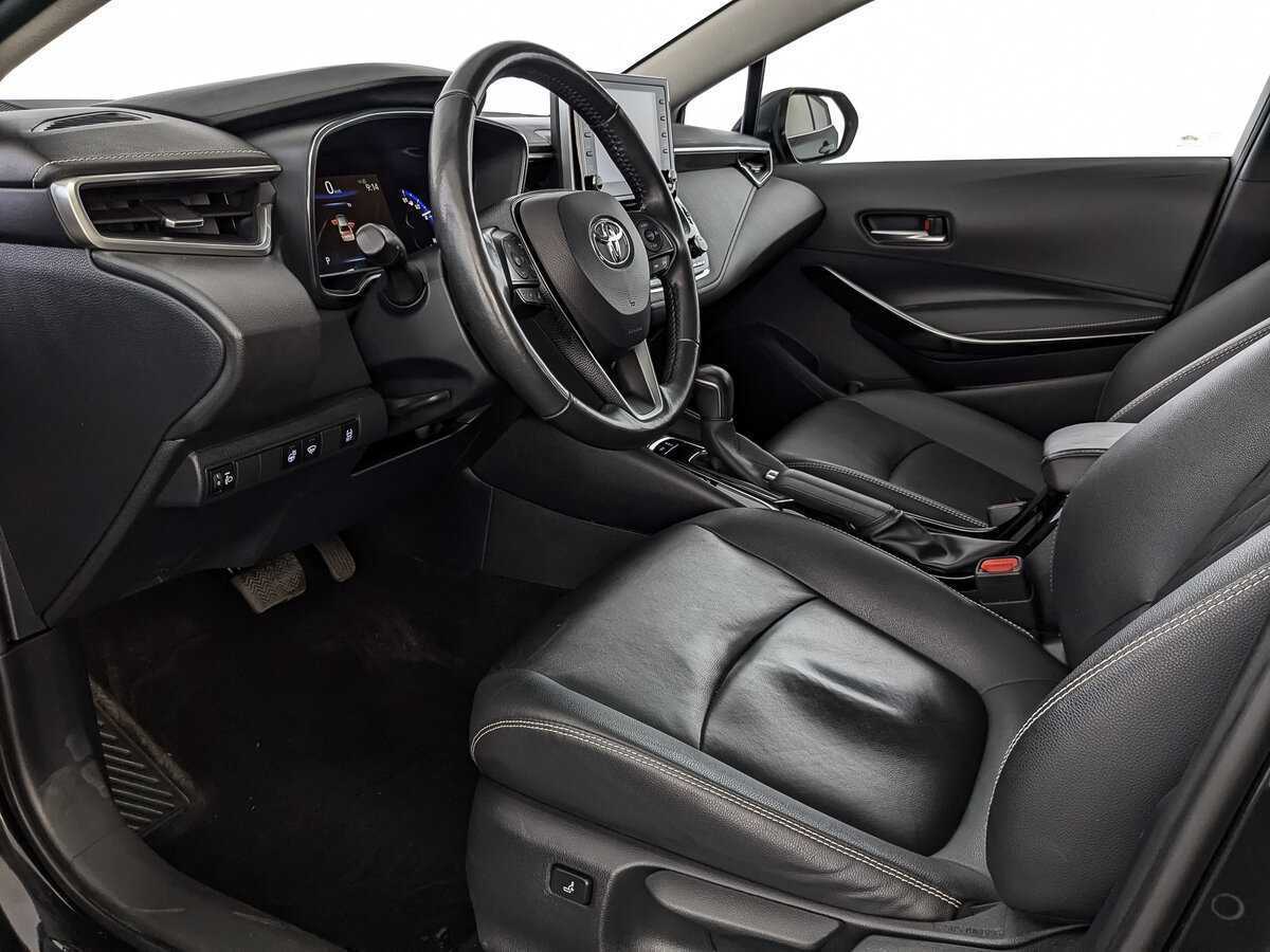 Toyota Corolla с пробегом — 2021 год. Фото: #14