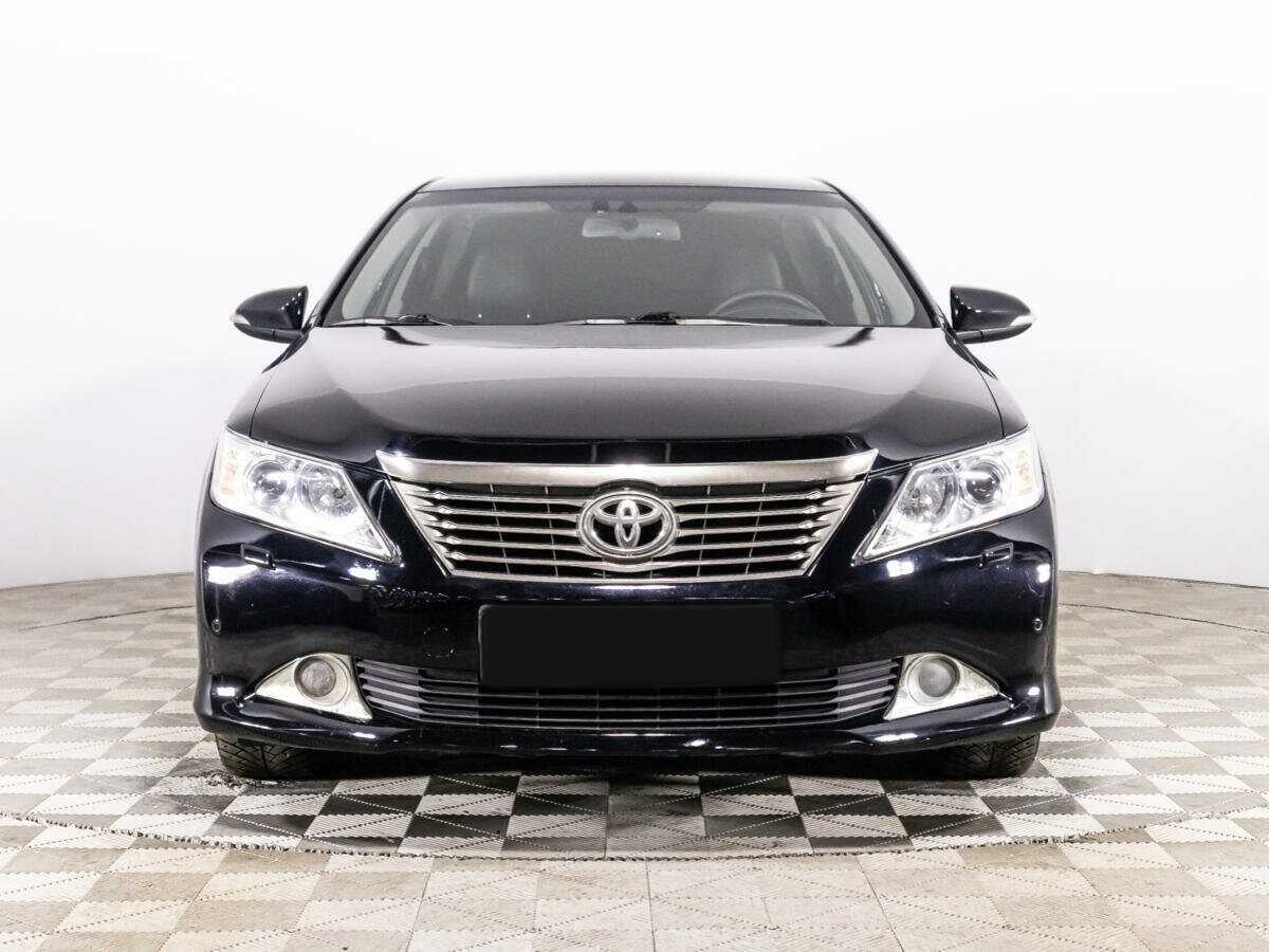 Toyota Camry с пробегом — 2013 год. Фото: #1