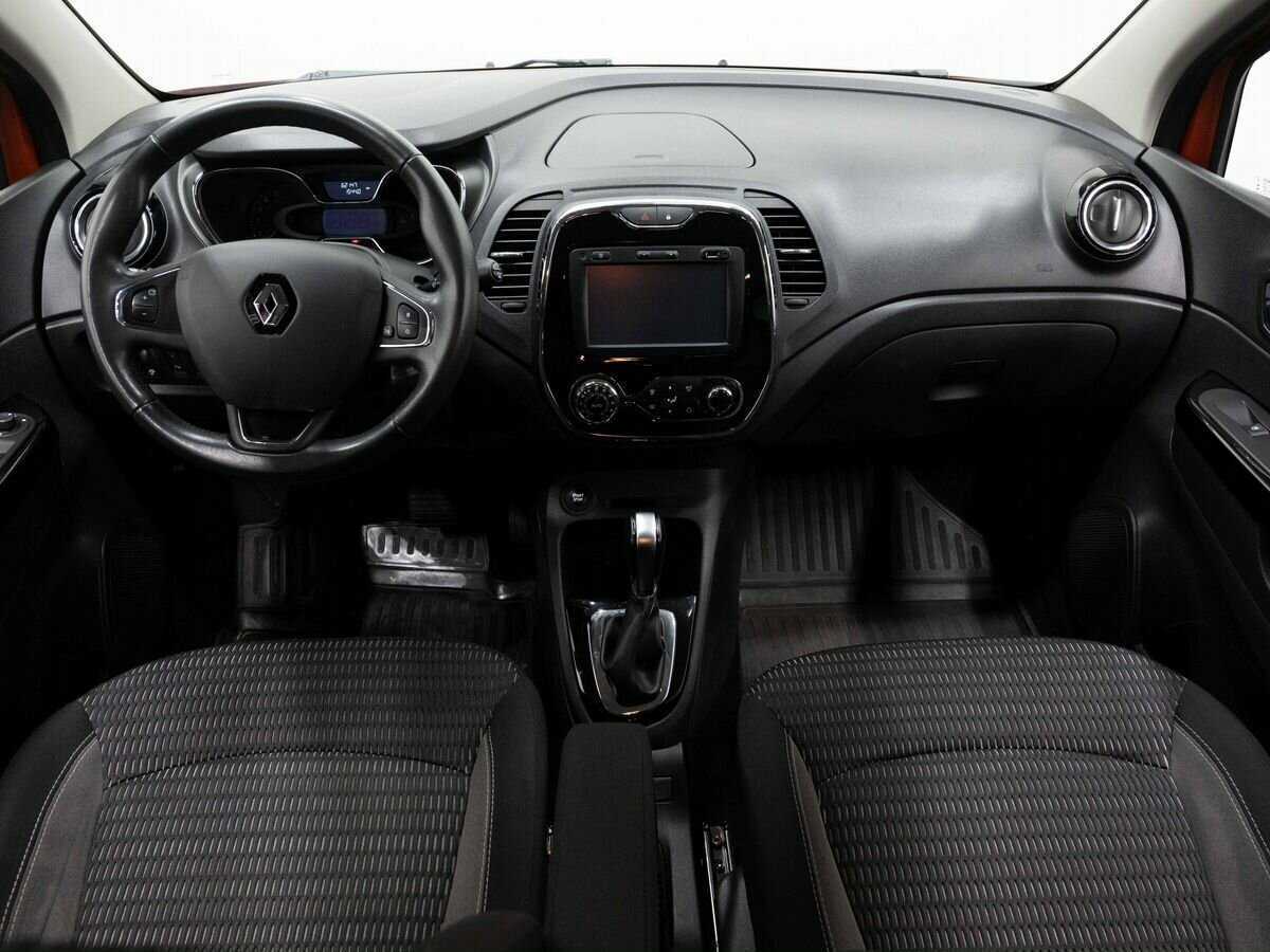 Renault Kaptur с пробегом — 2017 год. Фото: #12