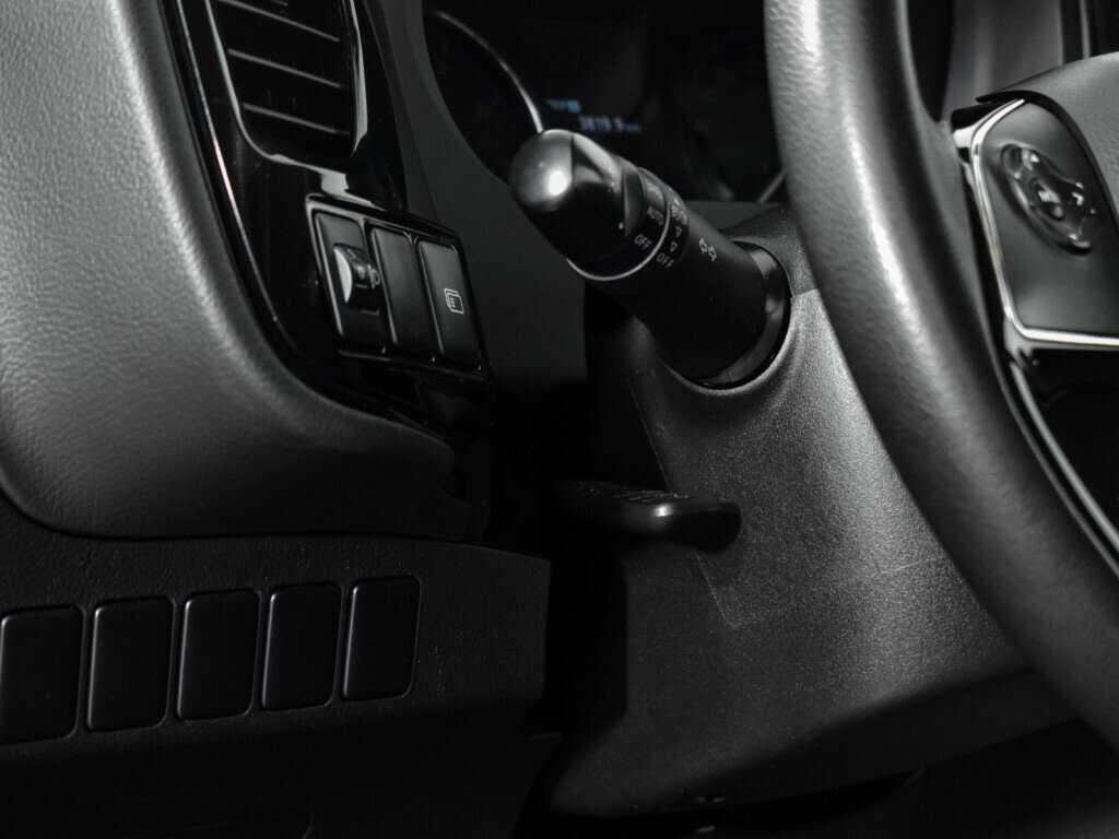Mitsubishi Outlander с пробегом — 2019 год. Фото: #7