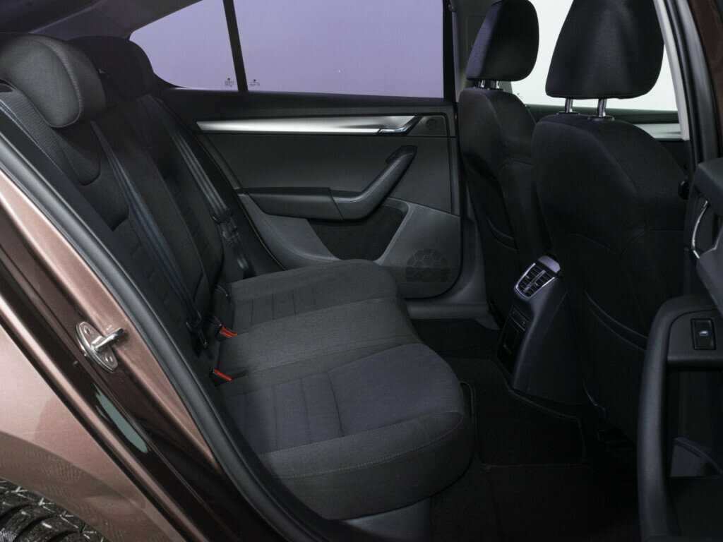 Skoda Octavia с пробегом — 2014 год. Фото: #8