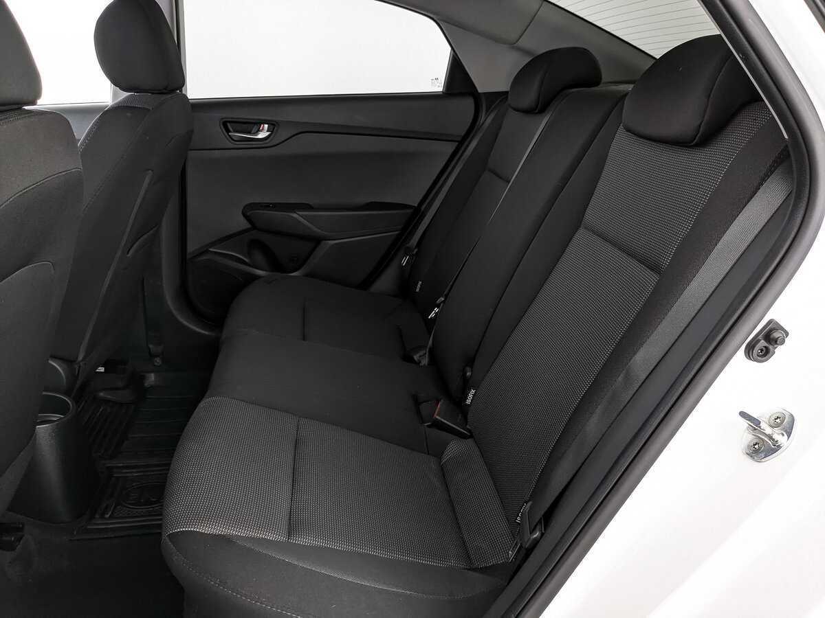 Hyundai Solaris с пробегом — 2020 год. Фото: #15