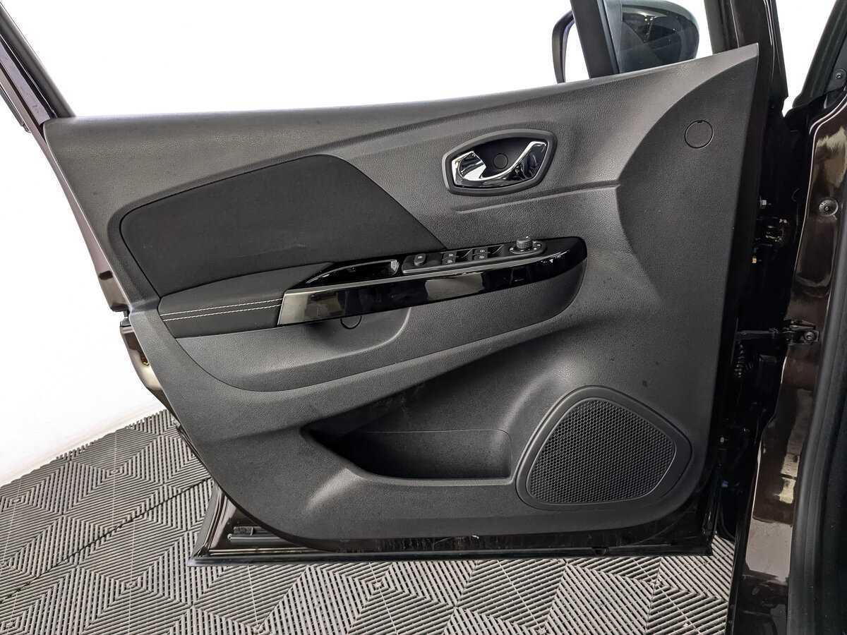 Renault Kaptur с пробегом — 2019 год. Фото: #18