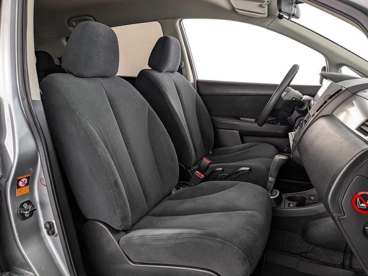 Nissan Tiida с пробегом — 2013 год. Фото: #23