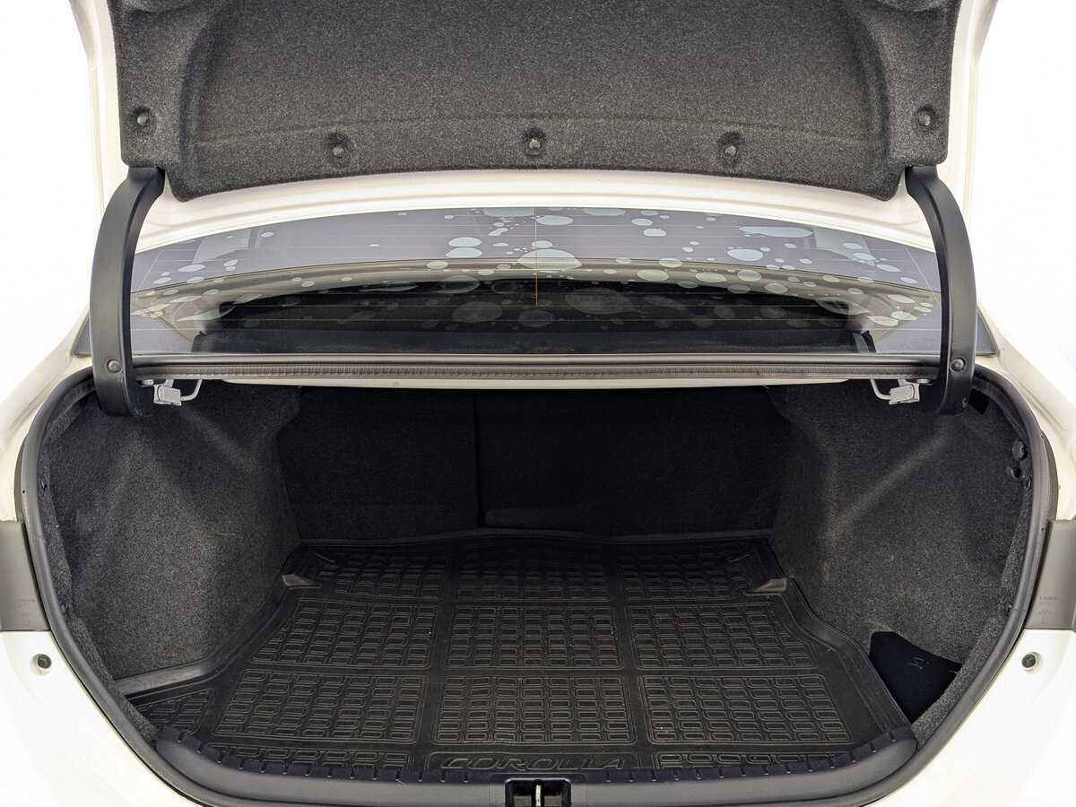 Toyota Corolla с пробегом — 2014 год. Фото: #9