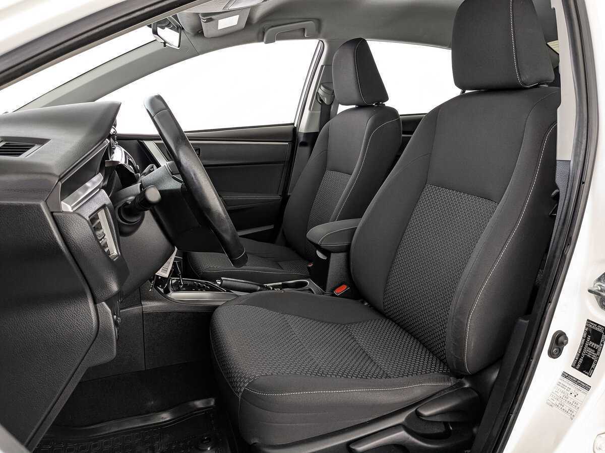 Toyota Corolla с пробегом — 2014 год. Фото: #17