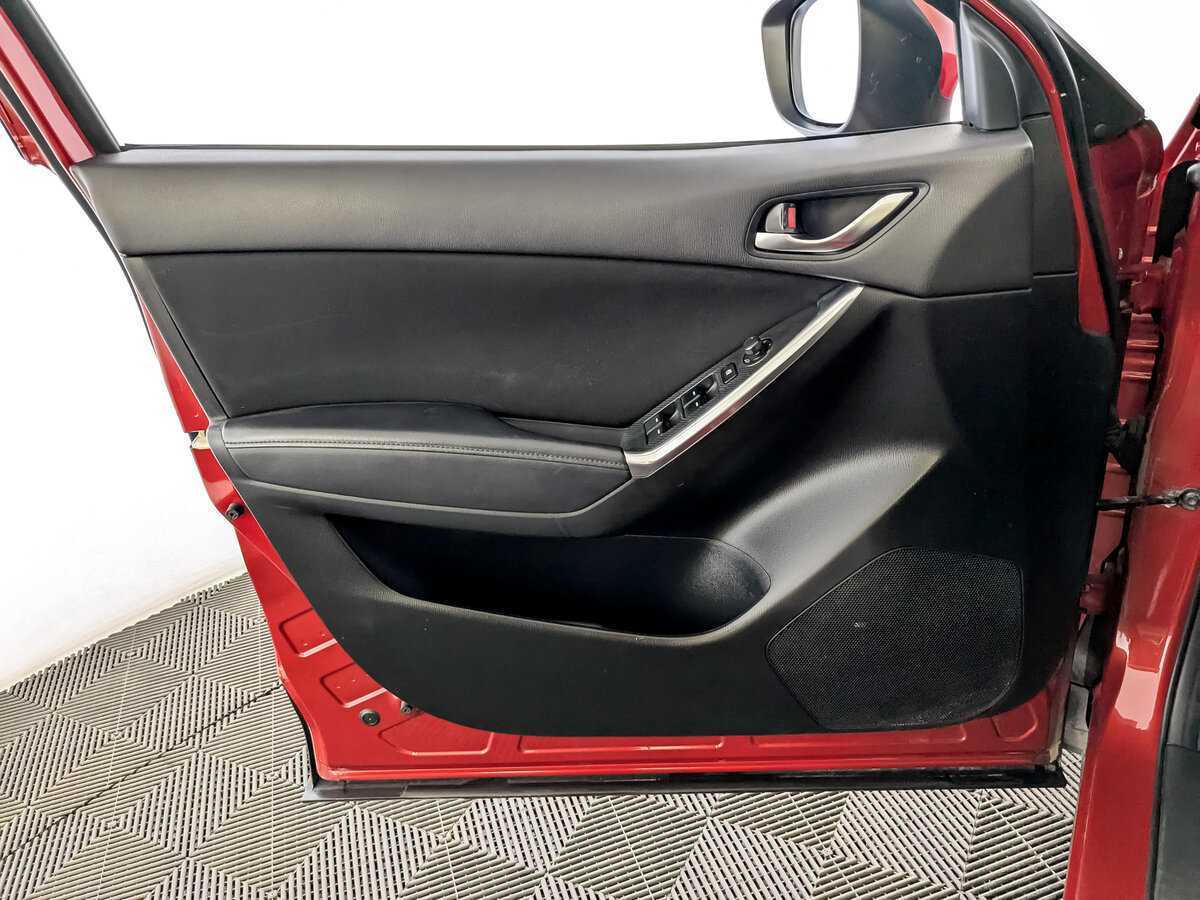 Mazda CX-5 с пробегом — 2016 год. Фото: #16