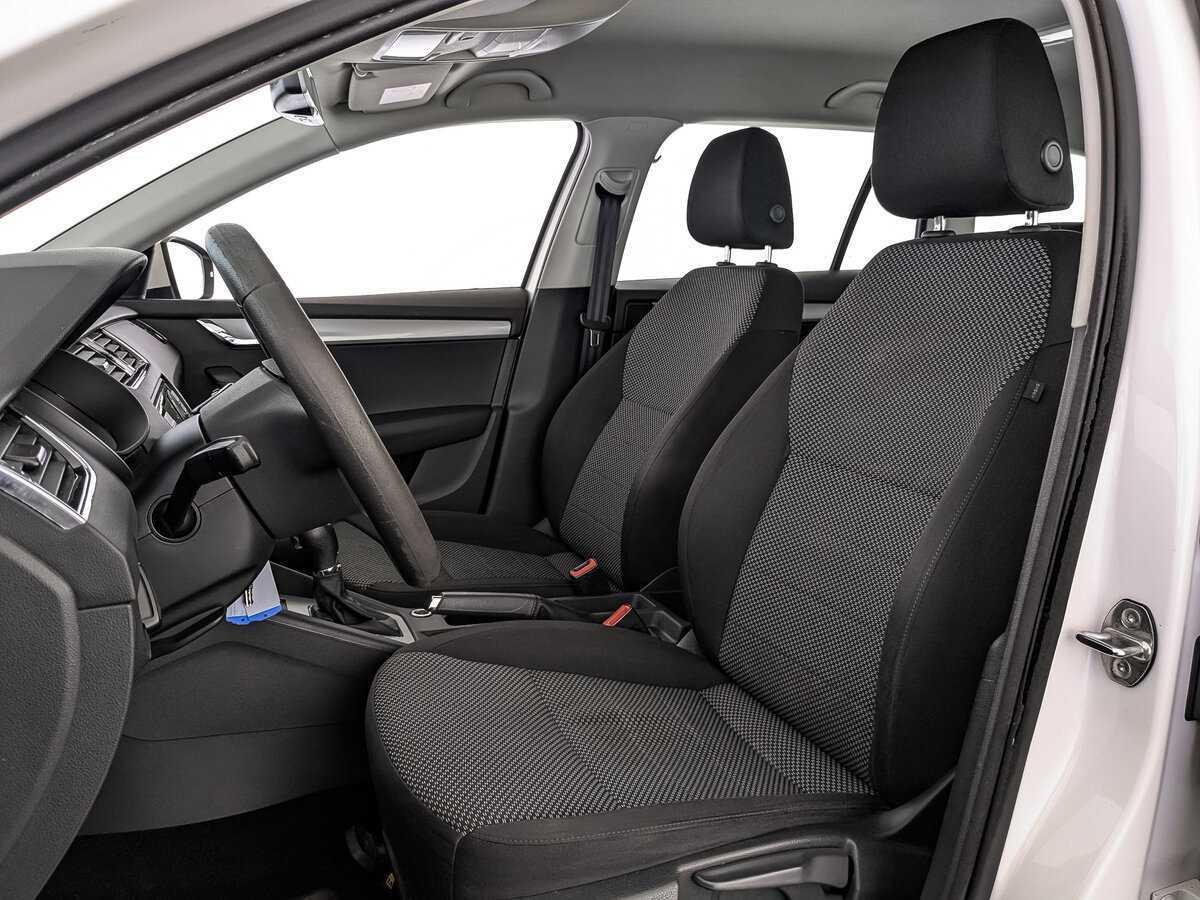 Skoda Octavia с пробегом — 2016 год. Фото: #19