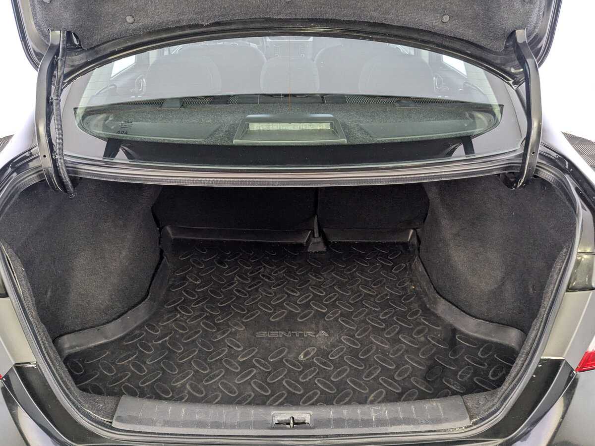 Nissan Sentra с пробегом — 2014 год. Фото: #9