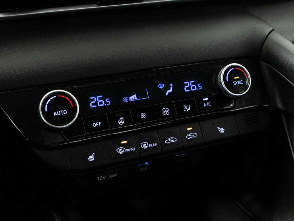 Hyundai Elantra с пробегом — 2021 год. Фото: #15