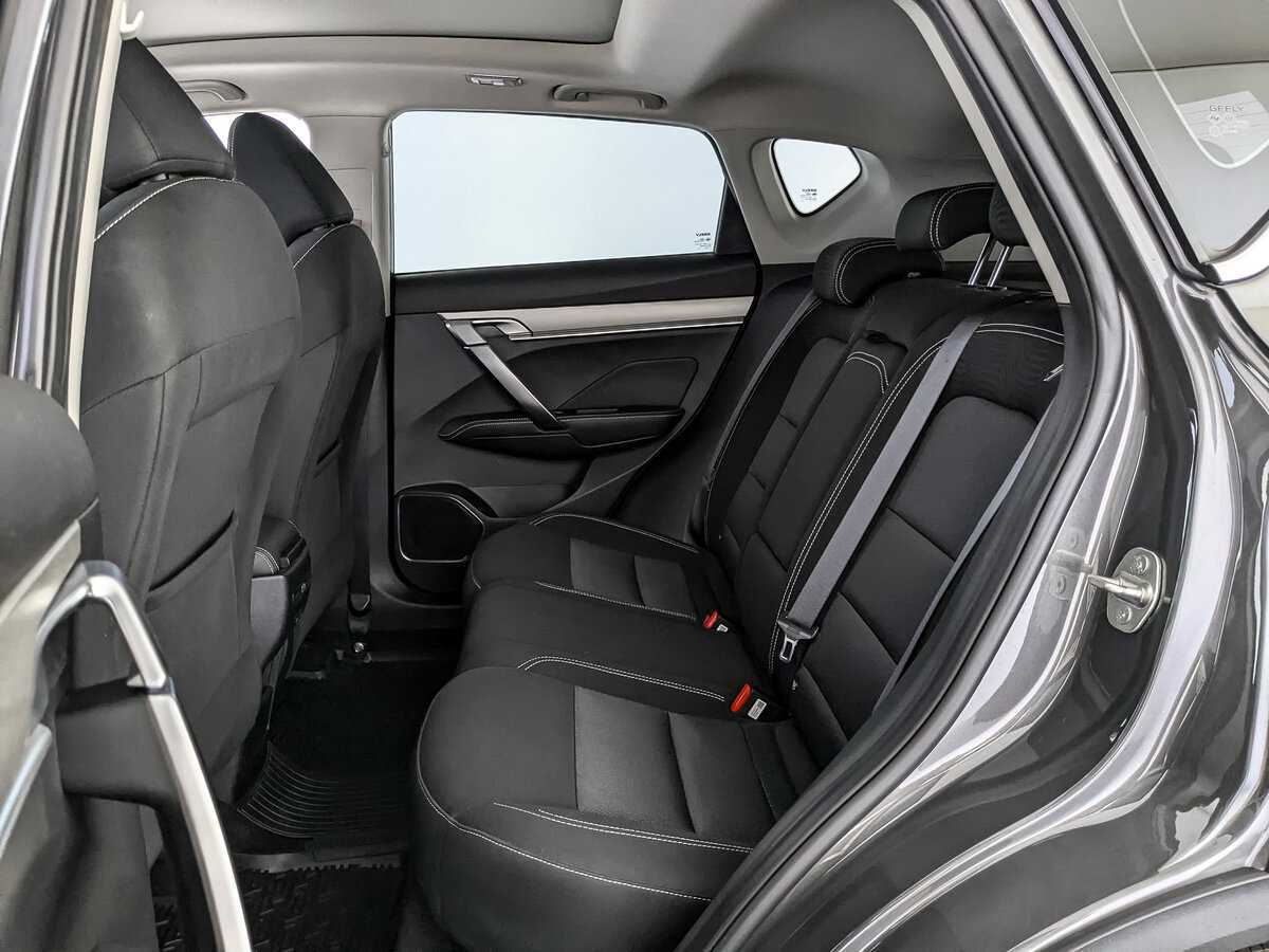 Geely Coolray с пробегом — 2023 год. Фото: #17