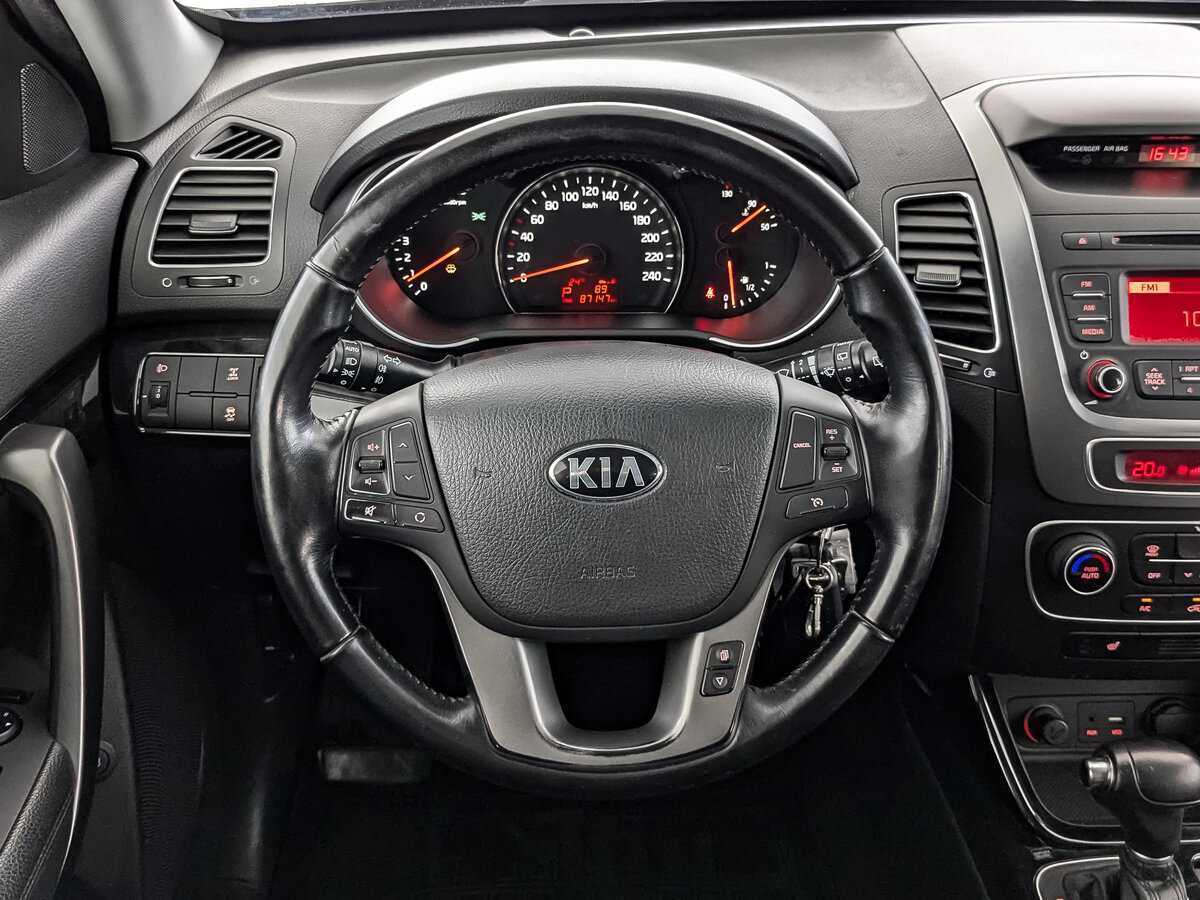 Kia Sorento с пробегом — 2016 год. Фото: #20