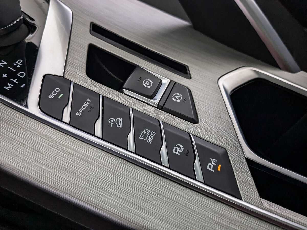 Geely Coolray с пробегом — 2023 год. Фото: #26