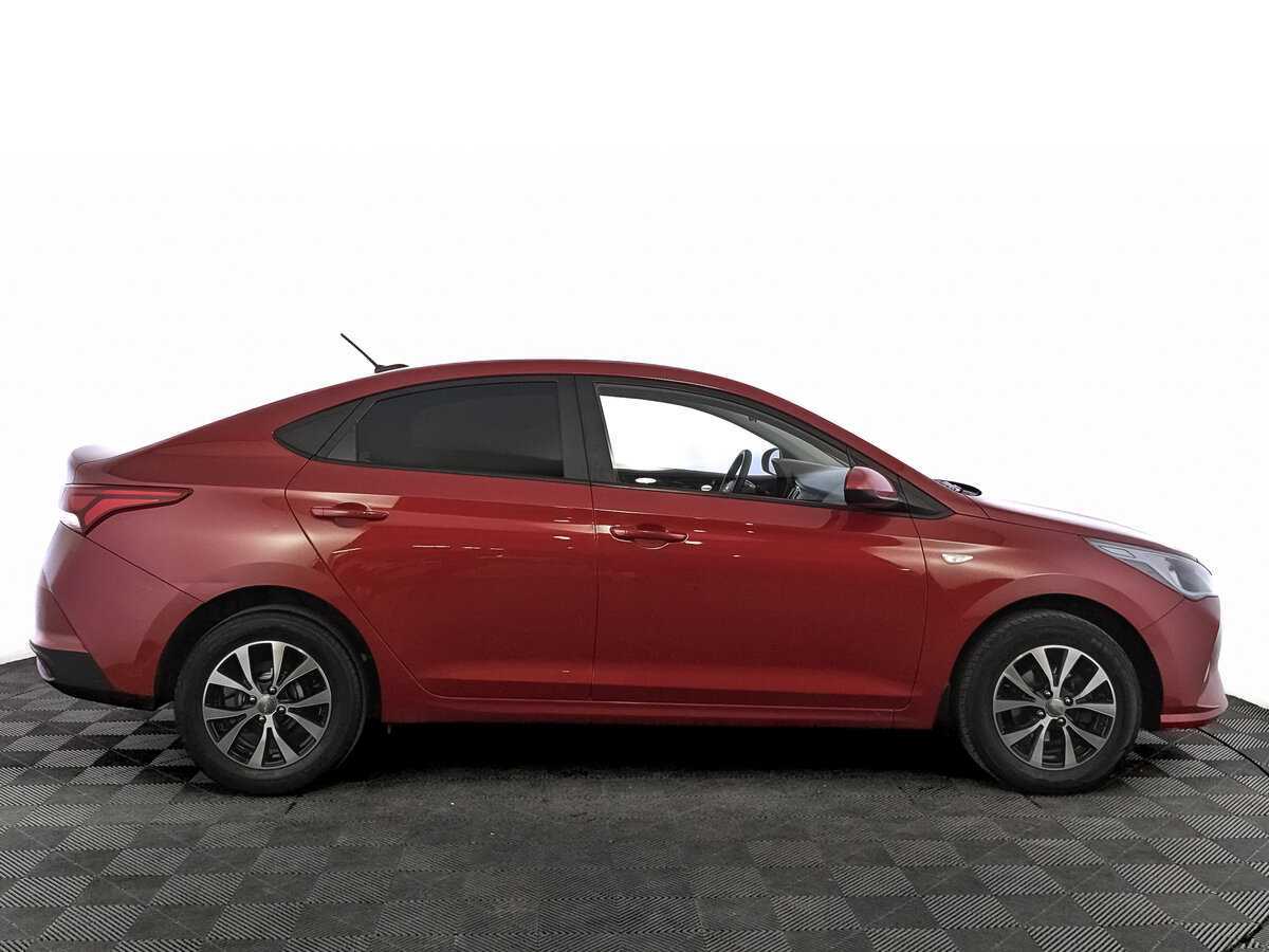 Hyundai Solaris с пробегом — 2021 год. Фото: #3