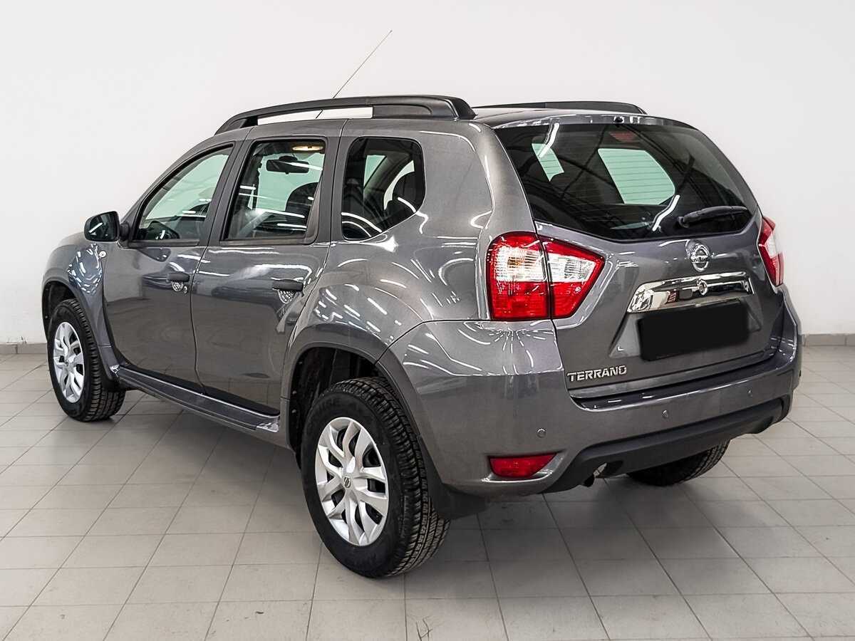 Nissan Terrano с пробегом — 2015 год. Фото: #6