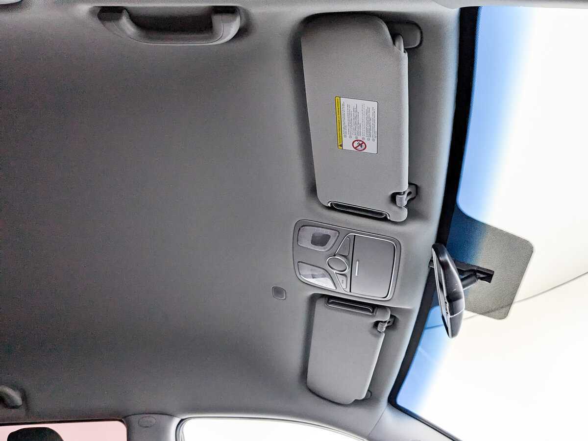 Kia Sorento с пробегом — 2015 год. Фото: #21