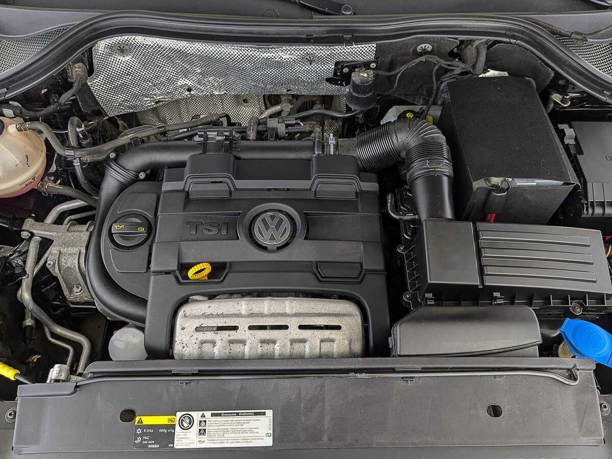 Volkswagen Tiguan с пробегом — 2015 год. Фото: #8