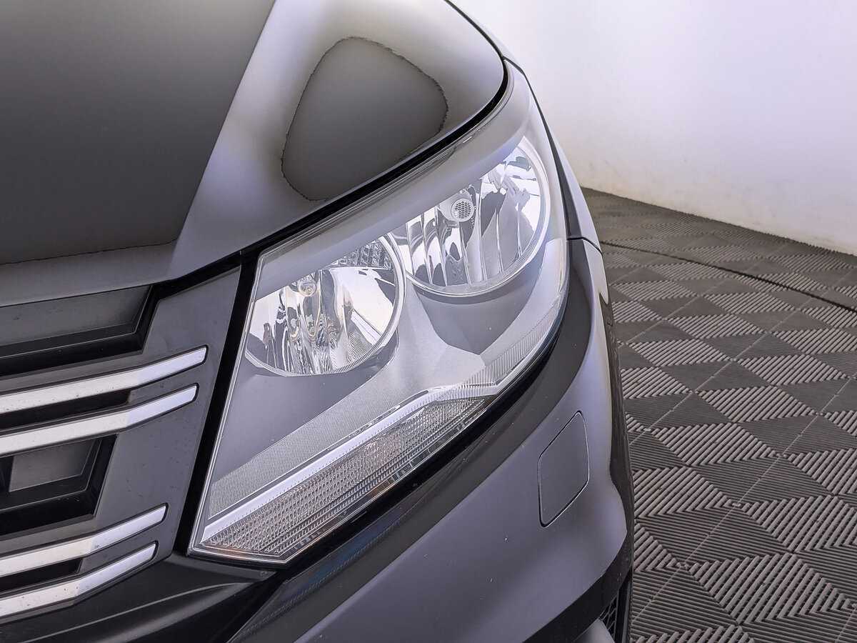 Volkswagen Tiguan с пробегом — 2015 год. Фото: #10