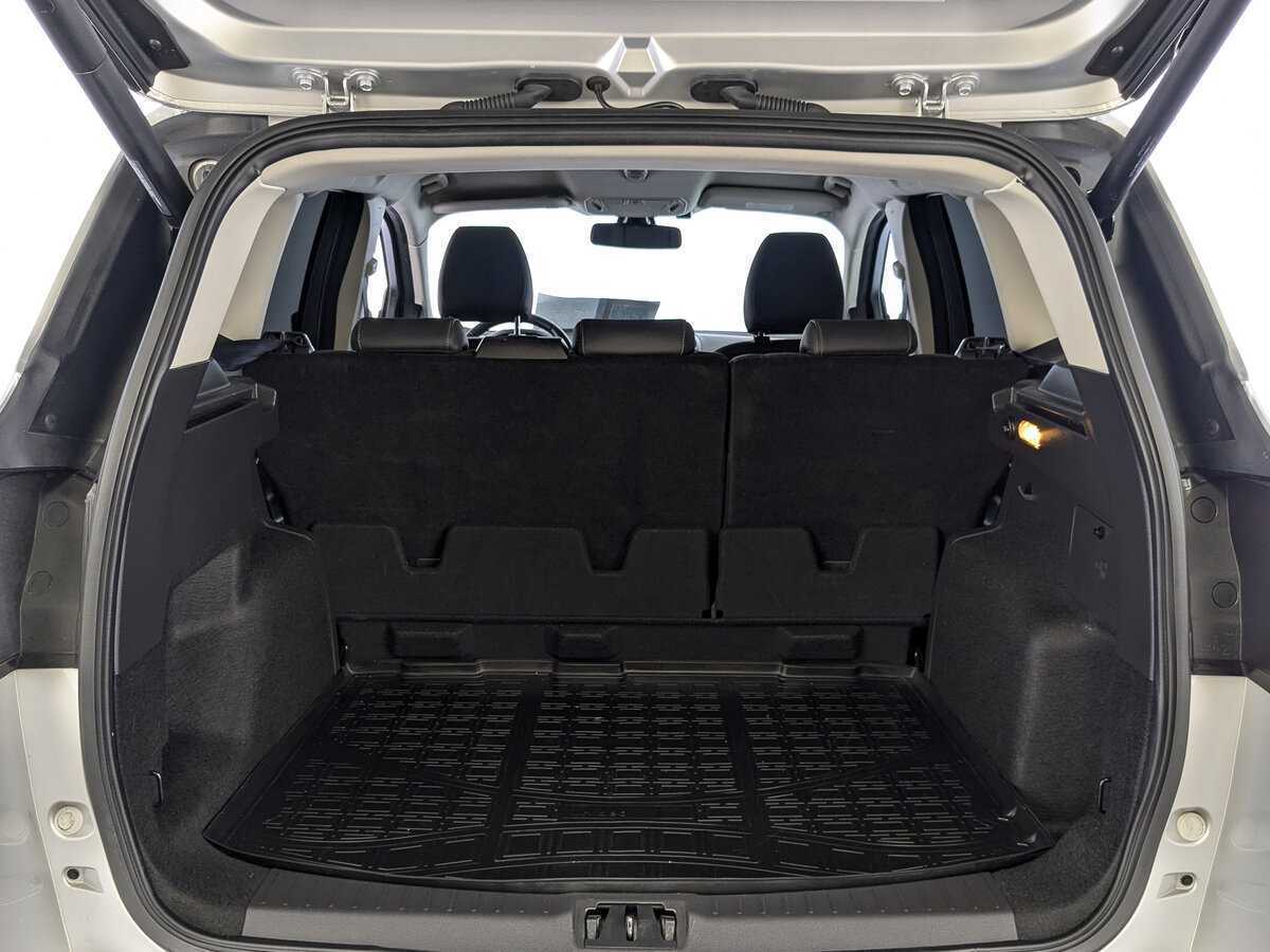 Ford Kuga с пробегом — 2019 год. Фото: #9