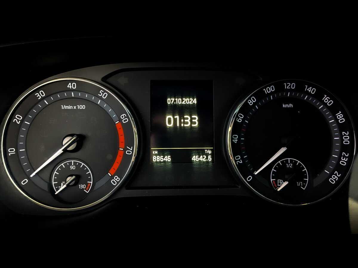 Skoda Octavia с пробегом — 2021 год. Фото: #12