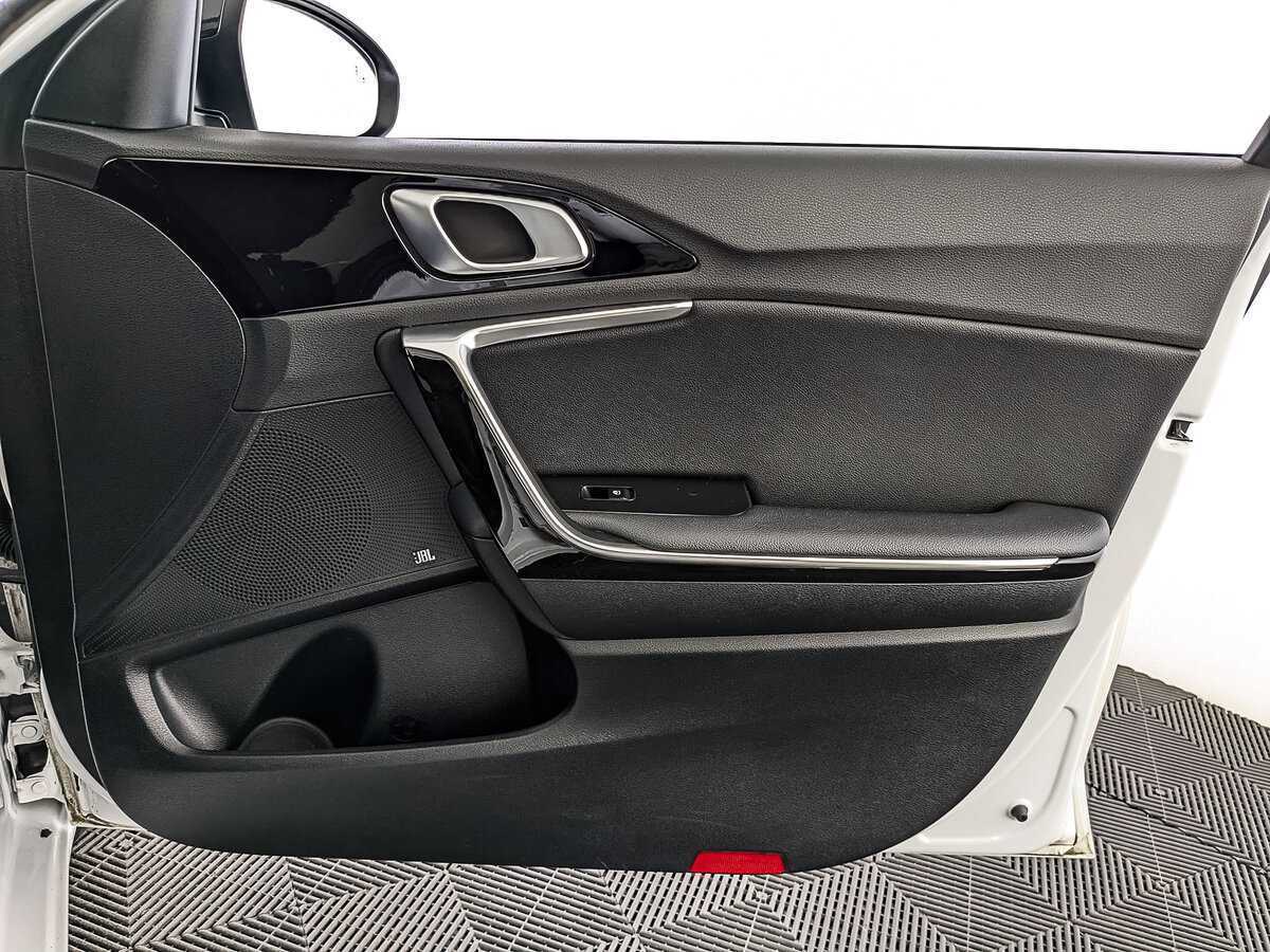 Kia Ceed с пробегом — 2019 год. Фото: #24