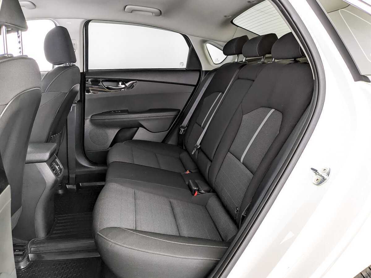 Kia Cerato с пробегом — 2021 год. Фото: #11