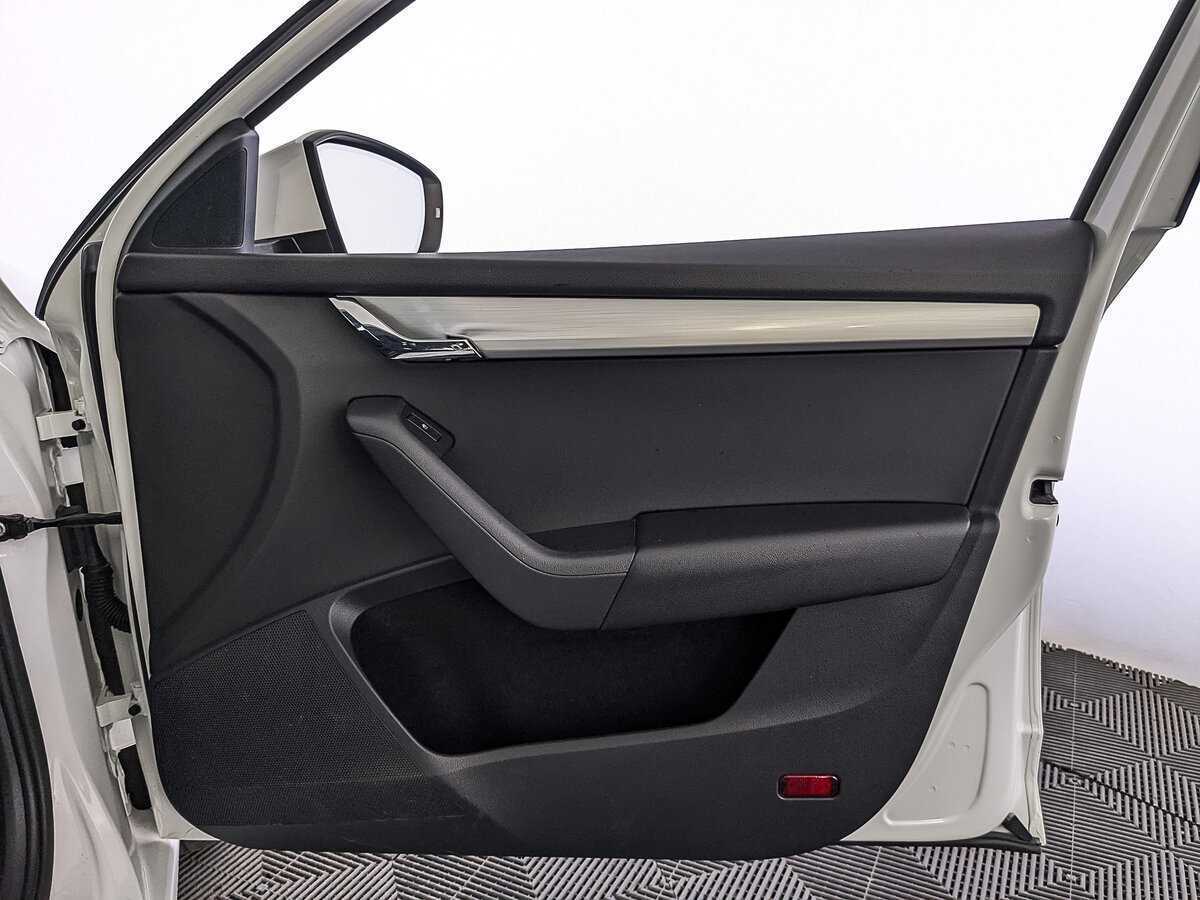 Skoda Octavia с пробегом — 2019 год. Фото: #23