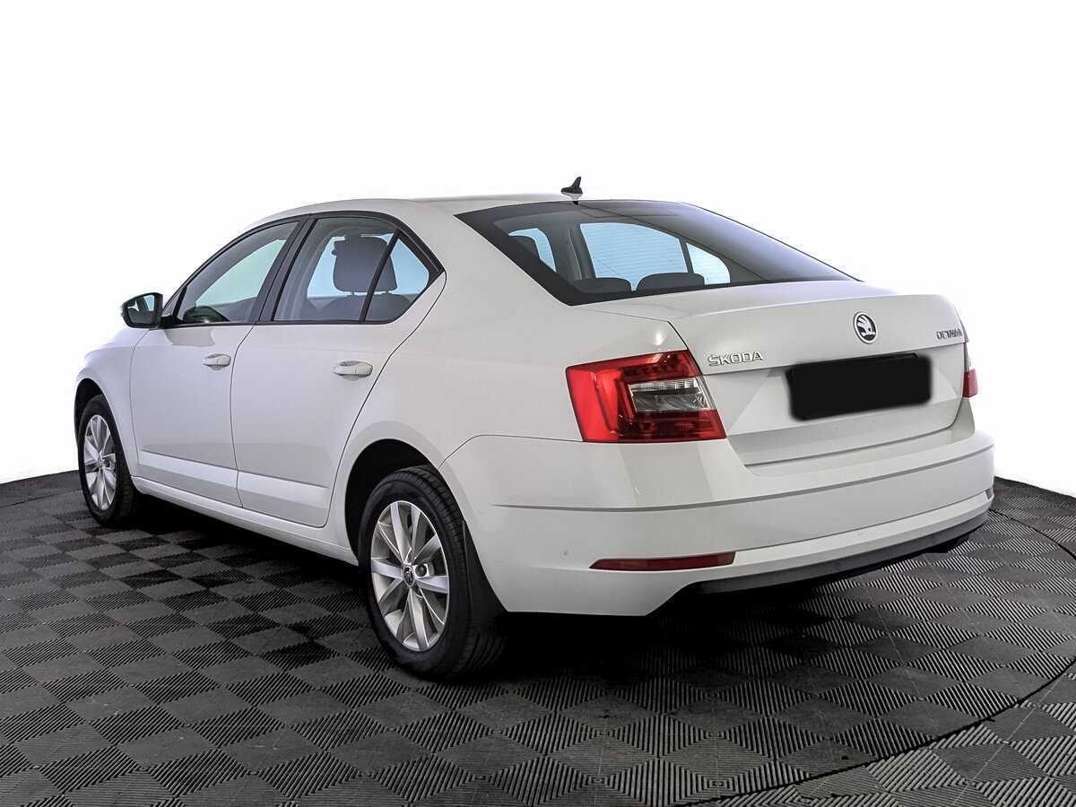Skoda Octavia с пробегом — 2019 год. Фото: #6