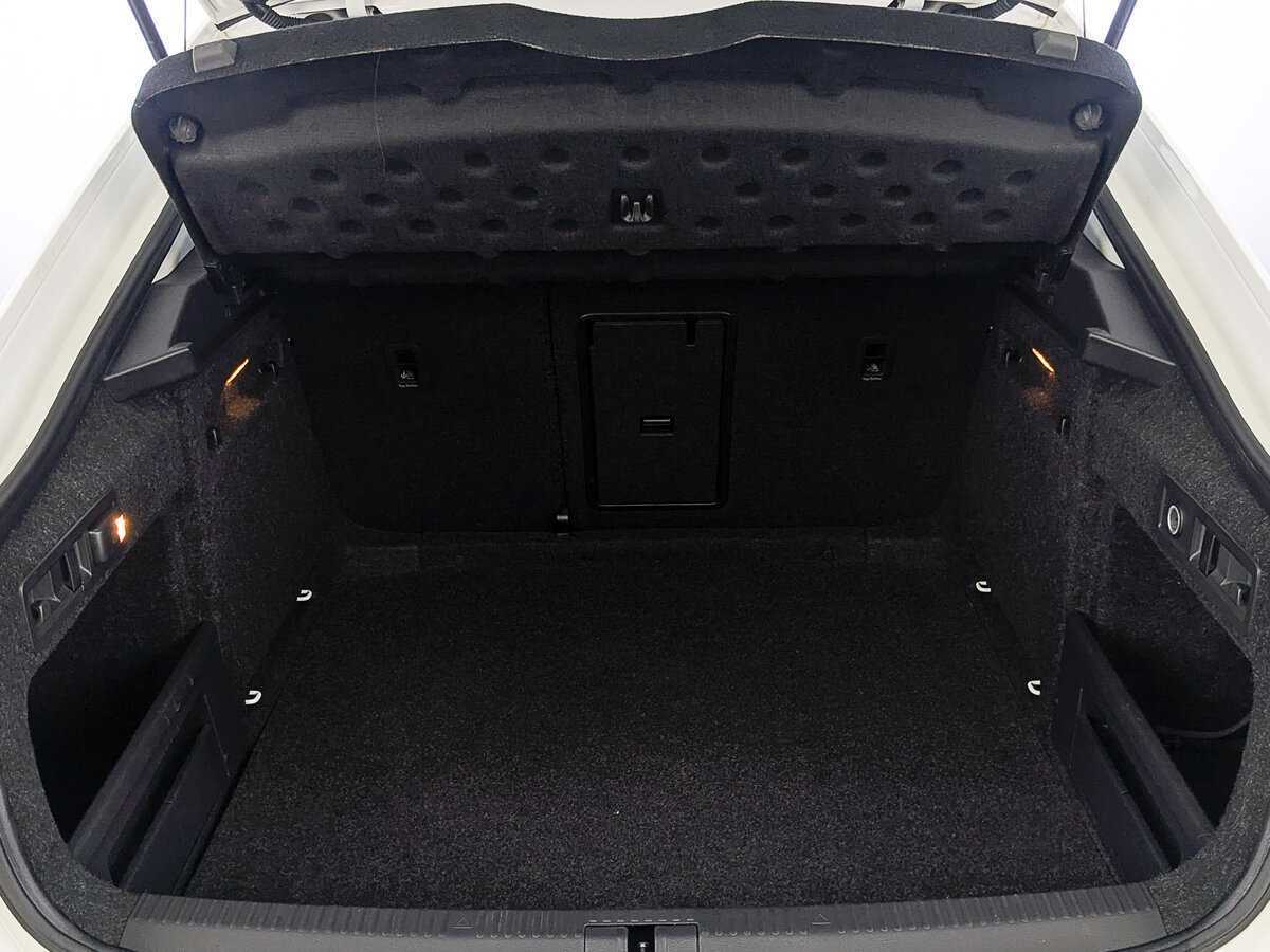 Skoda Superb с пробегом — 2017 год. Фото: #9
