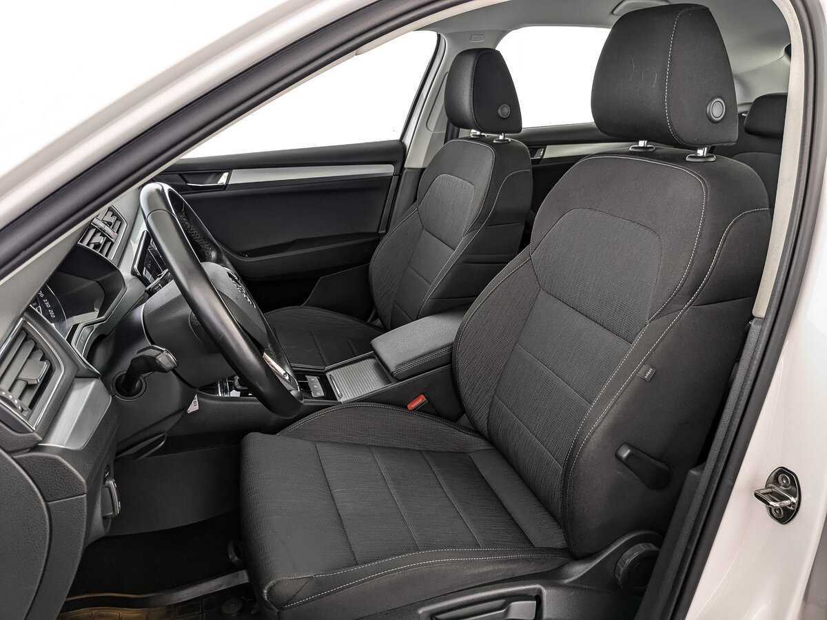 Skoda Superb с пробегом — 2018 год. Фото: #19