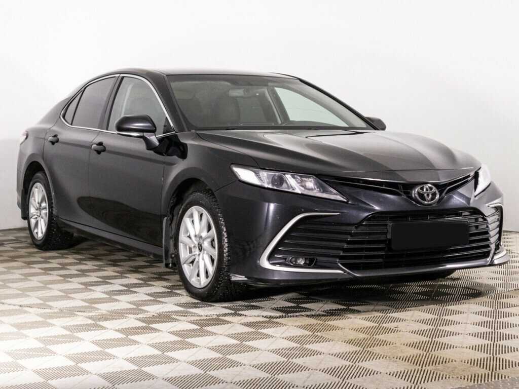 Toyota Camry с пробегом — 2021 год. Фото: #2