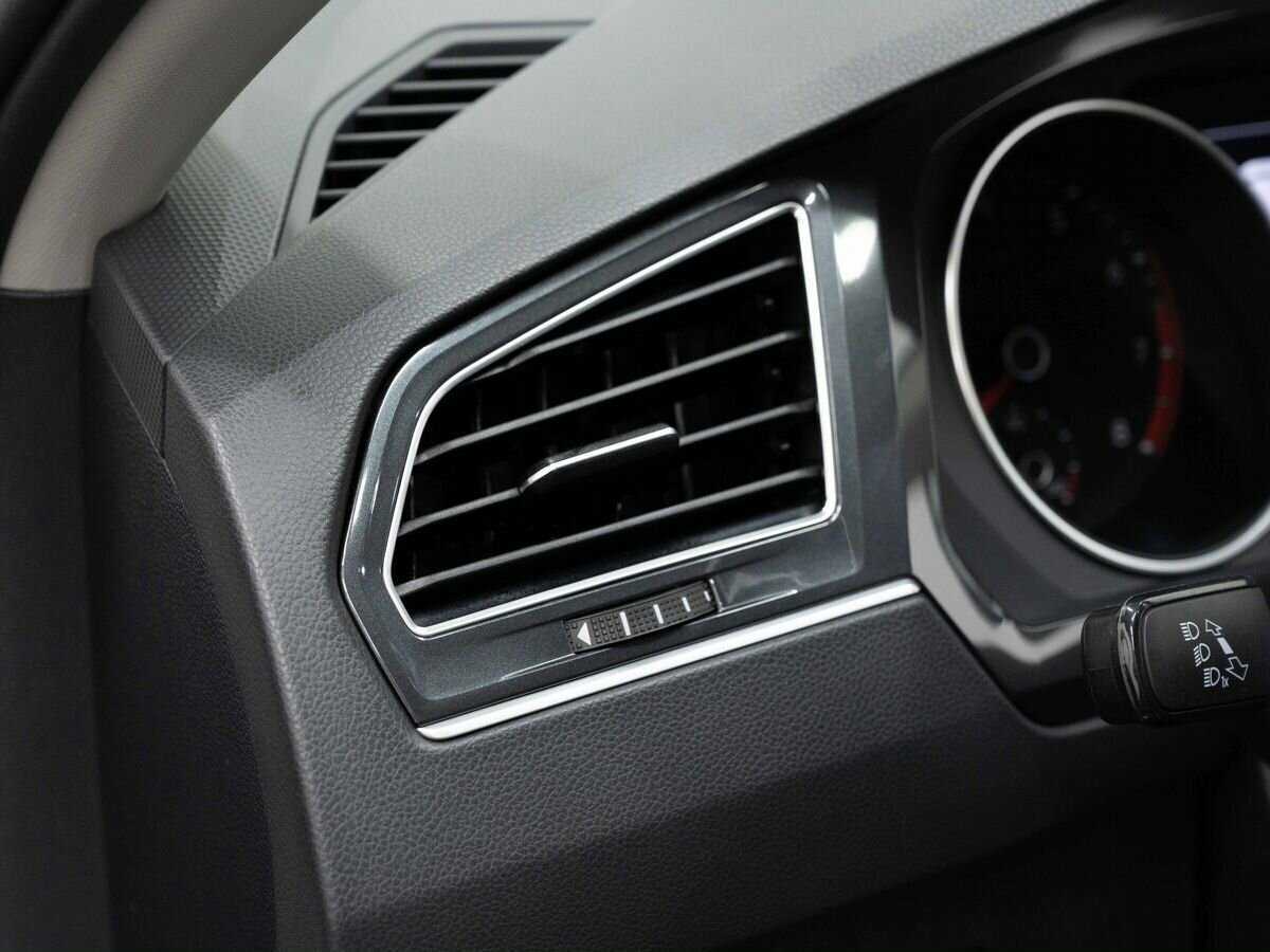 Volkswagen Tiguan с пробегом — 2017 год. Фото: #19