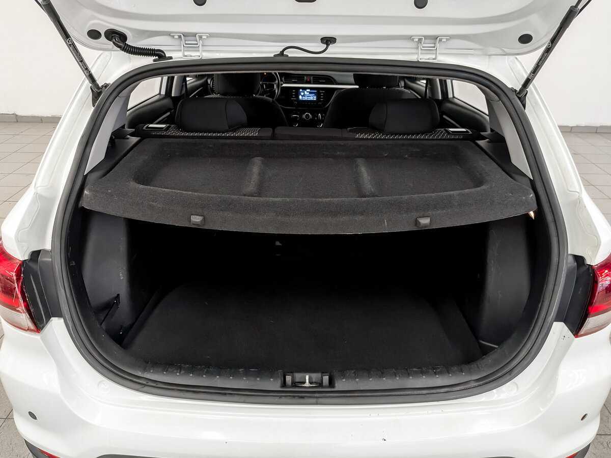 Kia Rio с пробегом — 2020 год. Фото: #8