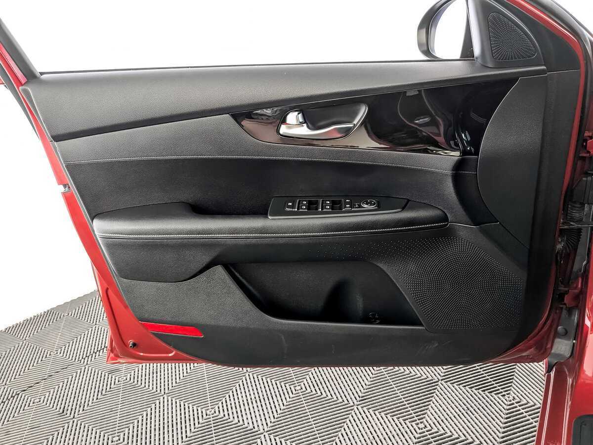Kia Cerato с пробегом — 2020 год. Фото: #16
